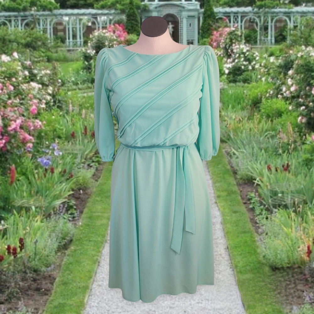 Vintage 70s Green Dress